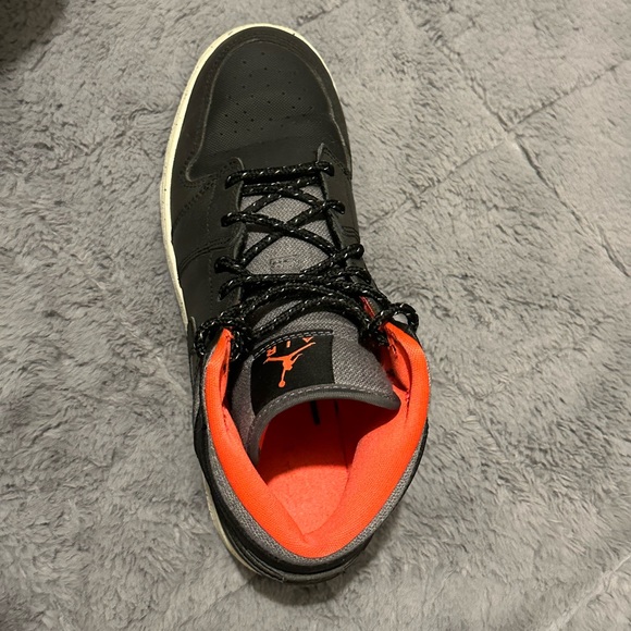 Nike size 6 youth. - Picture 4 of 4